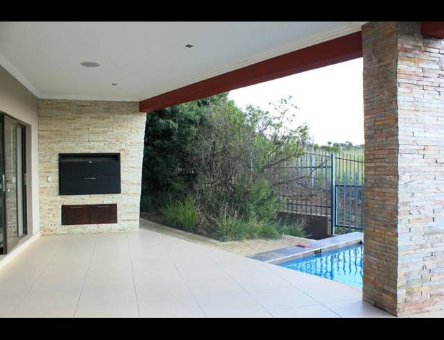 5 BEDROOM HOUSE SOLD IN MEYERSDAL NATURE ESTATE